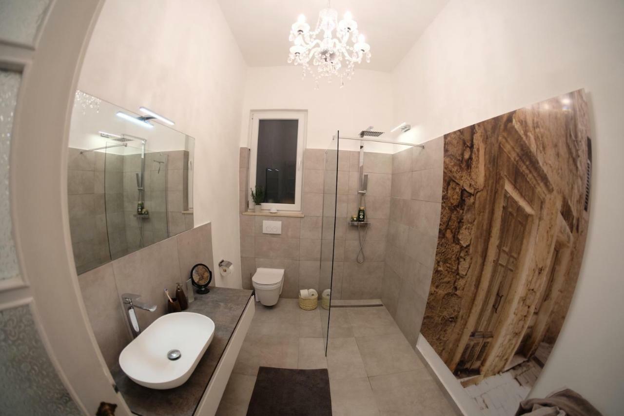 Luxury Old Town Apartment 普拉 外观 照片