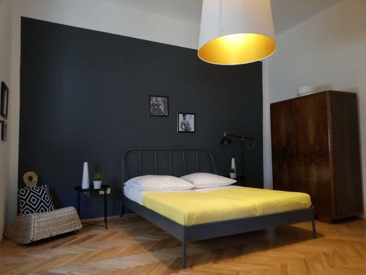 Luxury Old Town Apartment 普拉 外观 照片
